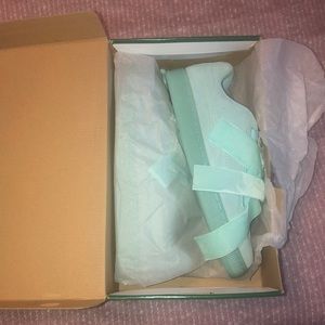 BRAND NEW PUMA Suede Heart Reset Blue Sz 9